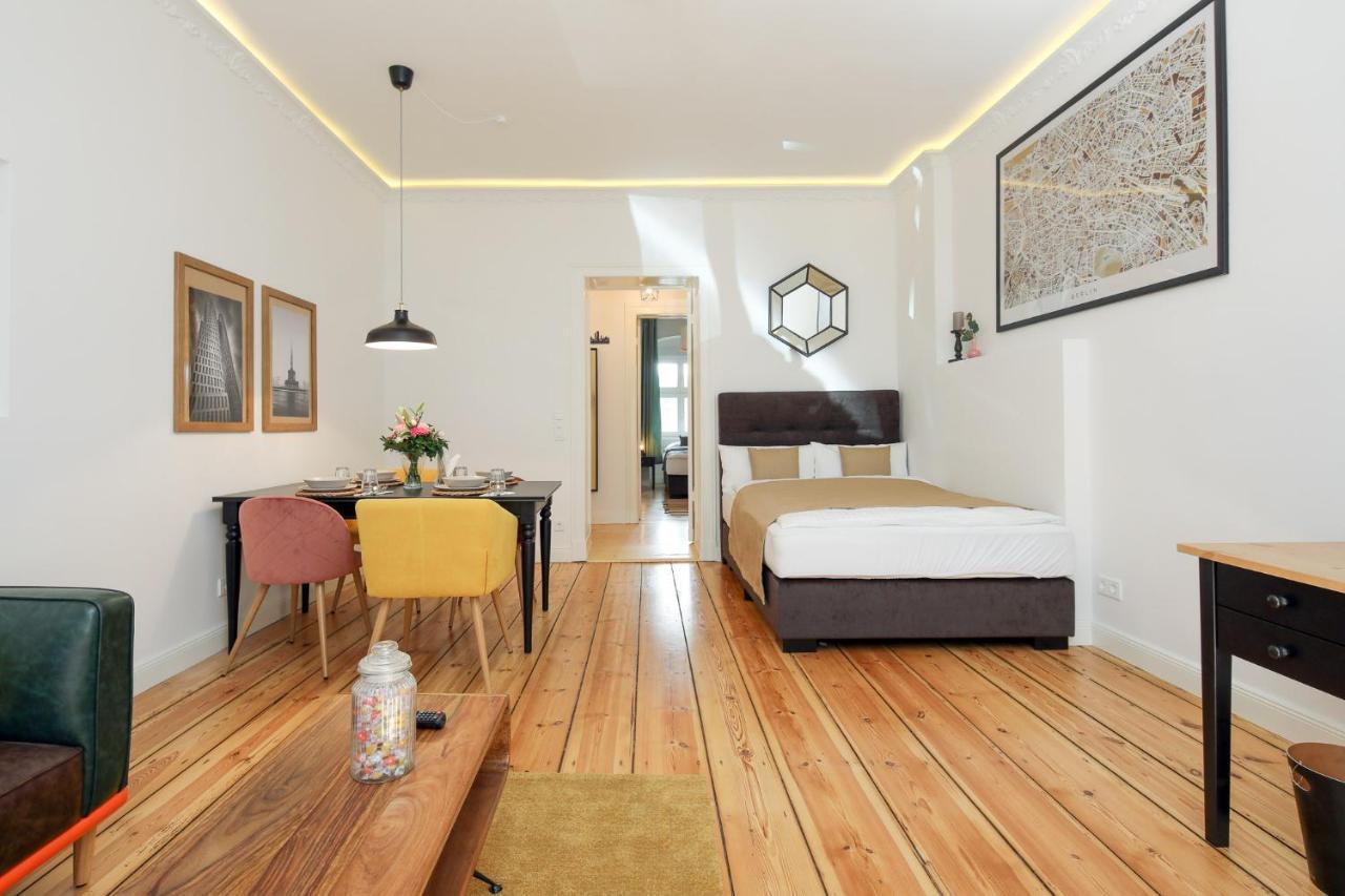 4 Personen Altbau Apartment Nahe Kurfuerstendamm - Romeo & Julia Berlin Kültér fotó